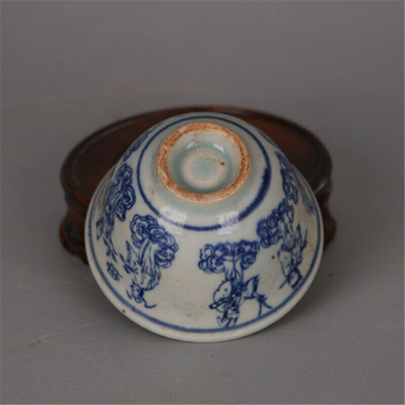 Čínsky porcelán Ming Blue and White s motívom ôsmich nesmrteľných, šálka na čaj, 3,1 palca