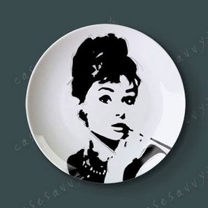 Slávna filmová, divadelná herečka Audrey Hepburn Dekoratívny tanier Abstraktný nástenný závesný tanier Remeselný tanier Domáca/hotelová dekorácia Veľkoobchod 8 palcov