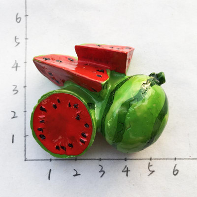 Aranyos, kézzel festett gyanta 3D-s gyümölcs mágneses matricák Hűtőszekrény matricák Kreatív kisgyermekkori hűtőmágnesek