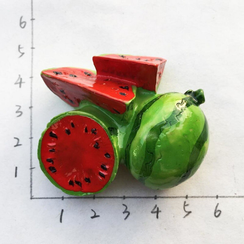 Aranyos, kézzel festett gyanta 3D-s gyümölcs mágneses matricák Hűtőszekrény matricák Kreatív kisgyermekkori hűtőmágnesek