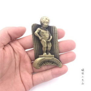 Aukštos kokybės metalas Prancūzija JAV Italija Dubajus Malaizija Indija Izraelis Šaldytuvas Magnetai Turistiniai Suvenyrai Šaldytuvas Magnetiniai lipdukai