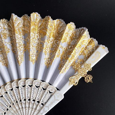 Retro kézzel készített bronzosító összecsukható ventilátor Gyönyörű európai stílusú anime kellékek ventilátor