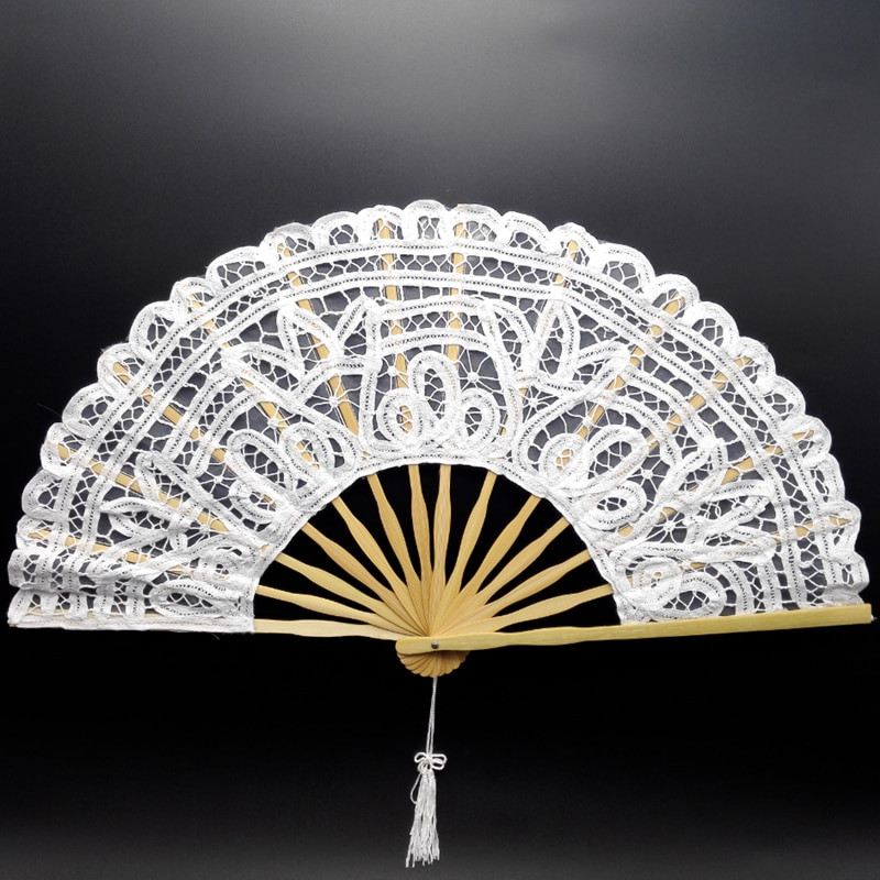 Kuum müük Hispaania mustade leekide naiste kokkupandavad pitsist käsiventilaatorid, hulgimüük, isikupärastatud bambusest vanade pulmakaunistuste lehvik 1
