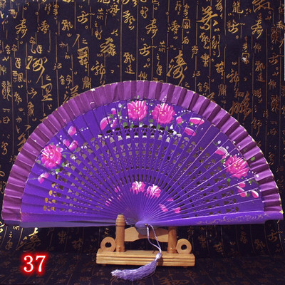 Kiváló minőségű összecsukható ventilátor, kézzel festett kézi ventilátorok otthoni parti esküvői dekorációhoz fából készült táncos kiegészítők