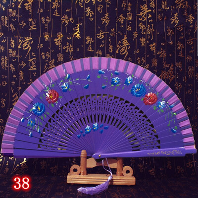 Kiváló minőségű összecsukható ventilátor, kézzel festett kézi ventilátorok otthoni parti esküvői dekorációhoz fából készült táncos kiegészítők