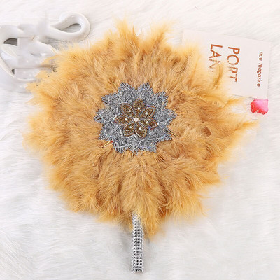 AfricanBride Djeveruša koja drži lepezu Velika okrugla lepeza s perjem Scenski nastup Plesna lepeza Fotografski rekviziti Pribor za vjenčanje