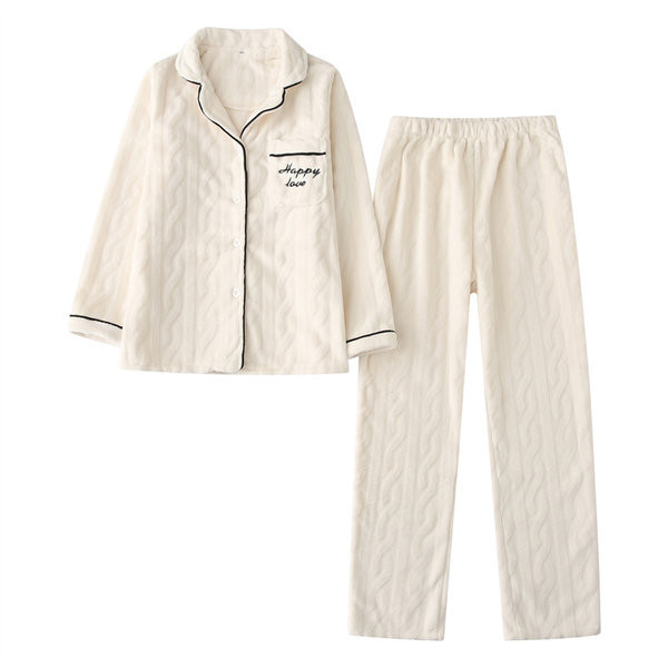 Női pizsama gallérral és V-nyakkal