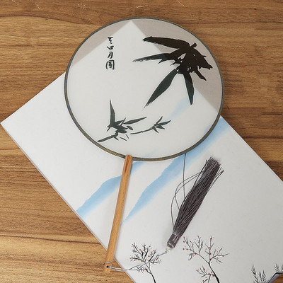 Vintažinio stiliaus šilko vėduoklė kinų klasikinė išsiuvinėta apvali vėduoklė Namų dekoravimo papuošalai Vestuvių šokių rankų ventiliatorius