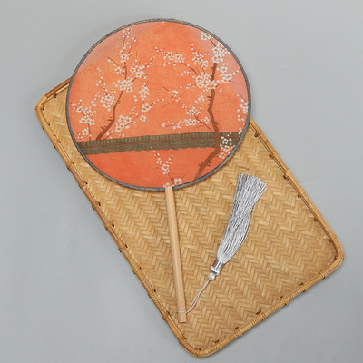 Vintažinio stiliaus šilko vėduoklė kinų klasikinė išsiuvinėta apvali vėduoklė Namų dekoravimo papuošalai Vestuvių šokių rankų ventiliatorius