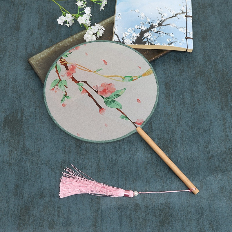 Vintažinio stiliaus šilko vėduoklė kinų klasikinė išsiuvinėta apvali vėduoklė Namų dekoravimo papuošalai Vestuvių šokių rankų ventiliatorius