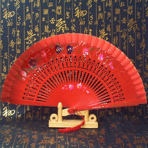 Kétoldalas összehajtható kézi festés legyező Cheongsam show táncelőadás Fan Lady kézi legyező előadás kellékek abanicos para boda