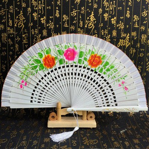 Kétoldalas összehajtható kézi festés legyező Cheongsam show táncelőadás Fan Lady kézi legyező előadás kellékek abanicos para boda