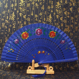 Kétoldalas összehajtható kézi festés legyező Cheongsam show táncelőadás Fan Lady kézi legyező előadás kellékek abanicos para boda