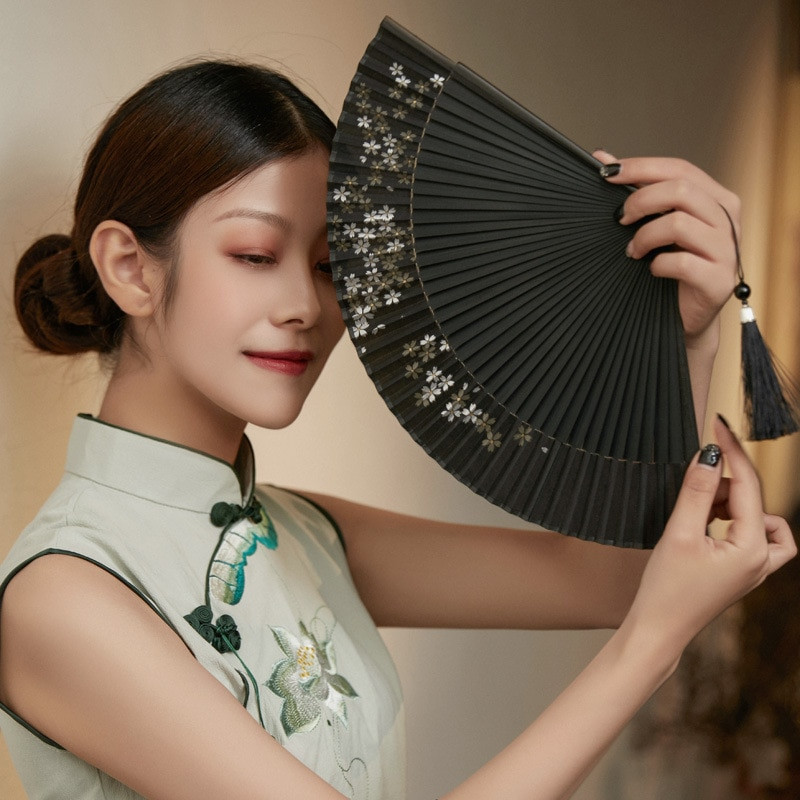 Japán stílusú cseresznyevirágos kézi ventilátor Kiváló minőségű összecsukható legyezők esküvői dekorációhoz Bambusz kézműves ajándékok táncelőadáshoz
