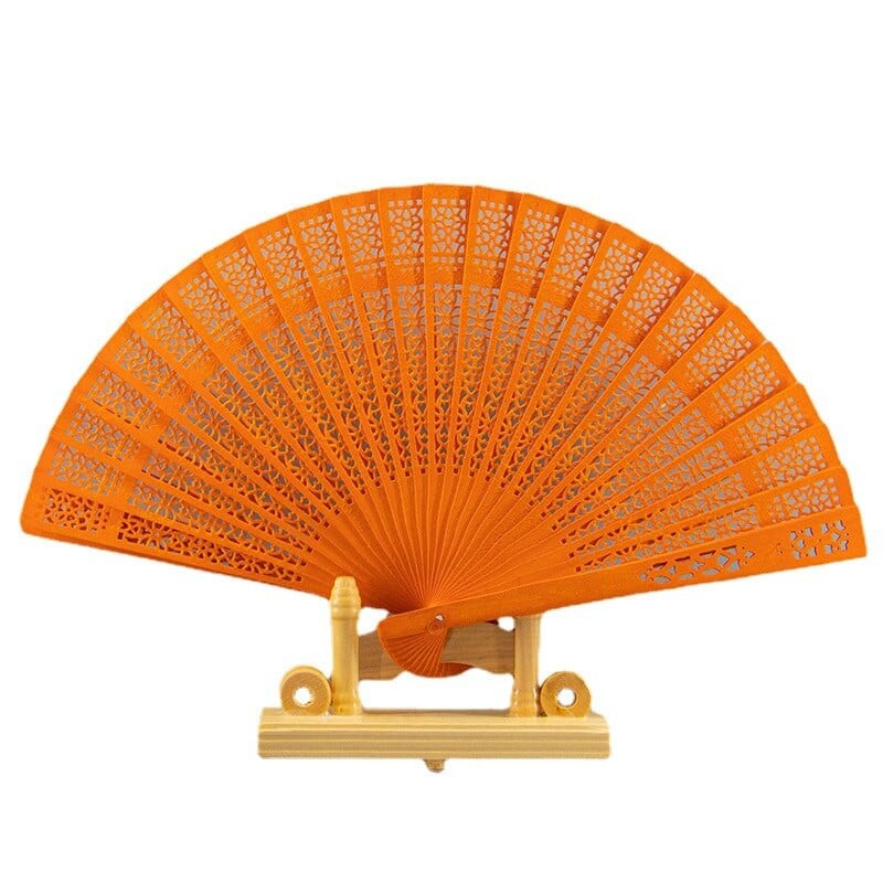 Kínai stílusú 8 hüvelykes illatos fa legyező üreges szantálfa legyező hölgyek összecsukható ventilátor ősi legyező