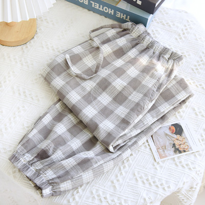 Ženski karirani donji dio pidžame