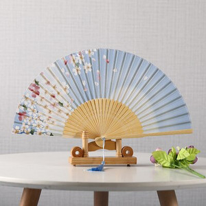 Vasaros šilko ventiliatorius Abanicos Para Boda nešiojamas bambuko dovanos rankinis ventiliatorius 21 cm klasikinių vakarėlių šokių ventiliatoriai Ventiliteur Hanfu dekoravimas