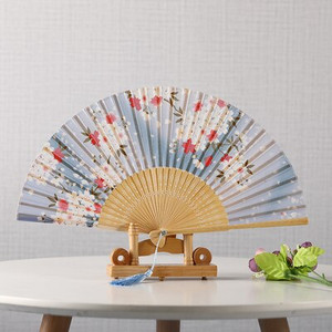 Vasaros šilko ventiliatorius Abanicos Para Boda nešiojamas bambuko dovanos rankinis ventiliatorius 21 cm klasikinių vakarėlių šokių ventiliatoriai Ventiliteur Hanfu dekoravimas
