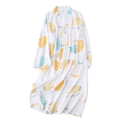 Pijamale de damă cu decolteu în V