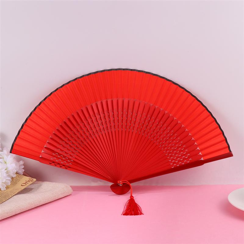Vintage kézi összecsukható legyező táncelőadás ventilátor dekoratív kínai stílusú kézműves üreges kézi legyezők parti kedvencek ajándék nyár