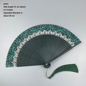 Jaapani stiilis roheline siidist kokkupandav käsiventilaator bambusribide ja retrotrükiga kodukaunistusega peotantsu rekvisiidid