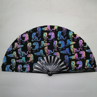 Színátmenet színes fényvisszaverő összecsukható legyező Magic puha szálas szövet ventilátor 33 cm nagy kung fu ventilátor fotózás kellékek táncparti ventilátor