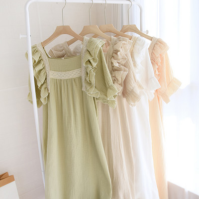 Novi model ženske spavaćice sa četvrtastim izrezom