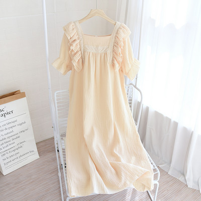 Novi model ženske spavaćice sa četvrtastim izrezom