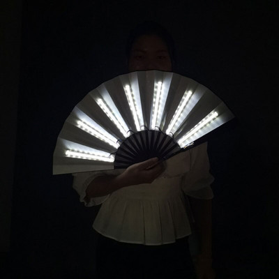 LED világító összecsukható ventilátor Disco tánckellékek Színes világító összecsukható ventilátor Nightclub bár Party előadás kellékek Magic Fan