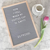 Didelė veltinio raidžių lenta medinis rėmelis, keičiami simboliai, skaičiai su 460 vnt raidžių simboliais, namų biuro pranešimų lentos dekoras