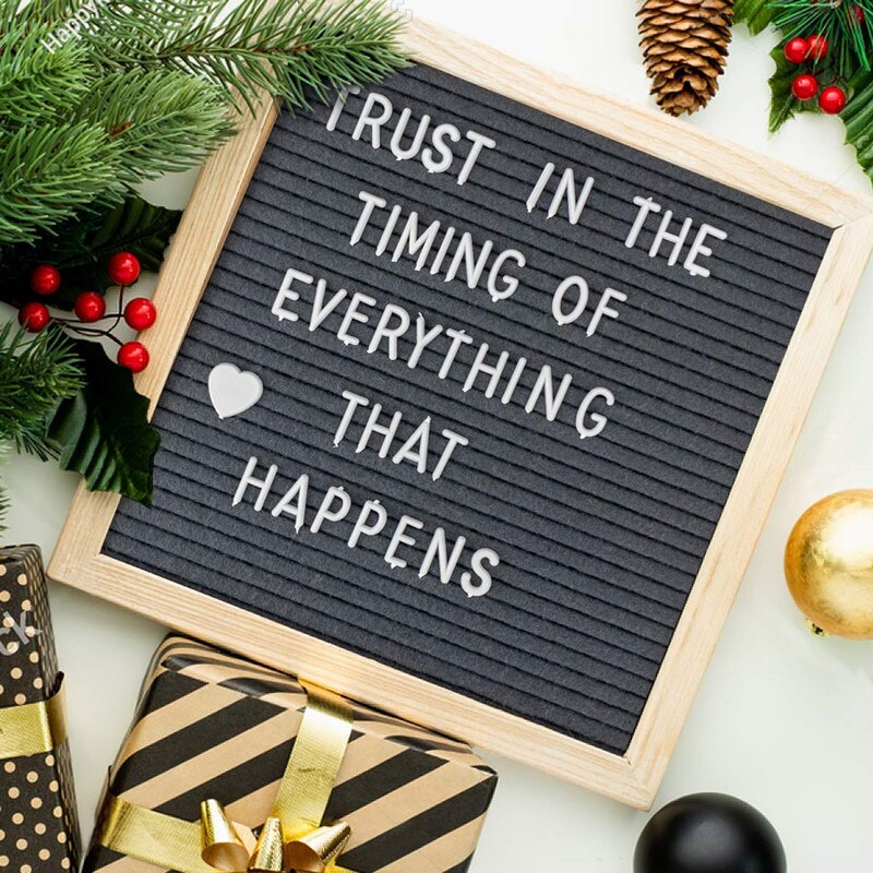 Πίνακας μηνυμάτων ξύλου 10x10 ιντσών Διακόσμηση τοίχου από φελλό Felt Letterboard Oak 460 γράμματα Τσάντα σχεδίασης Felt Letter Board Διακόσμηση σπιτιού