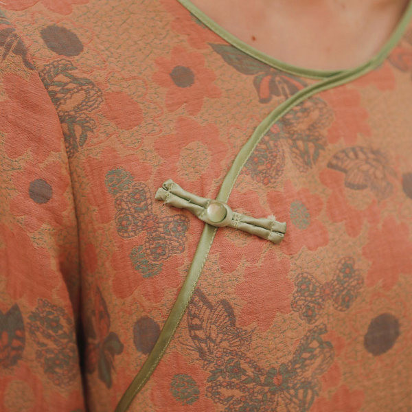 Cămașă de noapte de damă cu mâneci lungi și decolteu oval