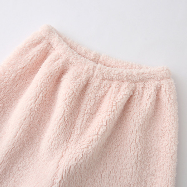 Rudens-žiemos moteriška pižama iš palaidinės ir kelnių