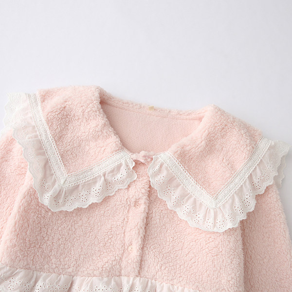 Rudens-žiemos moteriška pižama iš palaidinės ir kelnių