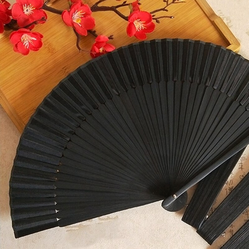 AT69 - Bambusz kézi ventilátor Elegáns faragott kézi összecsukható ventilátorok Bambusz fa selyem összecsukható ventilátorok rendezvényekhez otthoni dekoráció