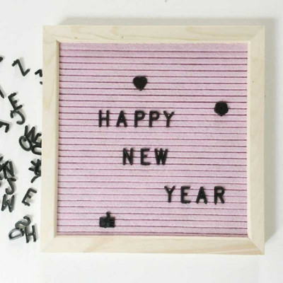 1 set Panou cu litere din pâslă Cadru din lemn Simboluri schimbabile Numere Caractere Panouri decorative cu mesaje pentru birou