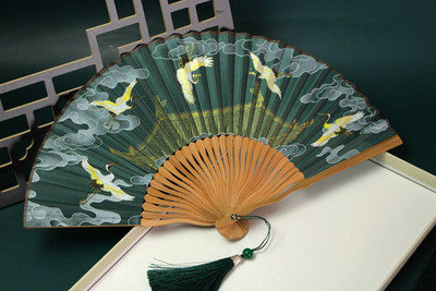 1db kínai japán stílusú daru összecsukható ventilátor, bambusz selyem kézi ventilátor táncfotózáshoz kellékek lakberendezési díszek