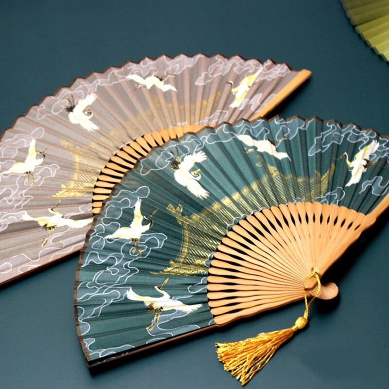 1db kínai japán stílusú daru összecsukható ventilátor, bambusz selyem kézi ventilátor táncfotózáshoz kellékek lakberendezési díszek