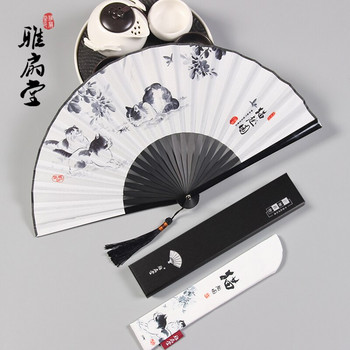 Китайска класическа котешка мастилена картина Сгъваем ръчен вентилатор с пискюли Ретро стил Сватбени танци Църковни парти подаръци