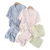 Dviejų dalių laisvalaikio pižamos komplektas su klasikine apykakle