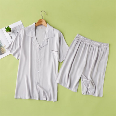 Dviejų dalių laisvalaikio pižamos komplektas su klasikine apykakle