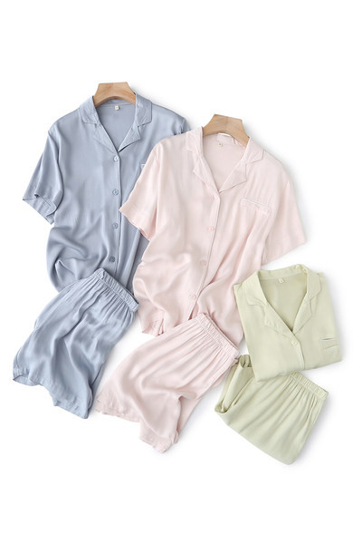 Dviejų dalių laisvalaikio pižamos komplektas su klasikine apykakle