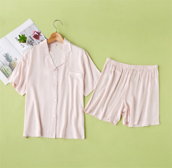 Dviejų dalių laisvalaikio pižamos komplektas su klasikine apykakle