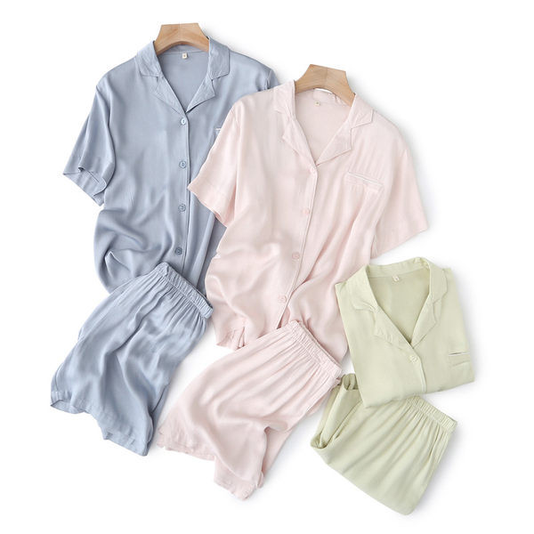 Dviejų dalių laisvalaikio pižamos komplektas su klasikine apykakle