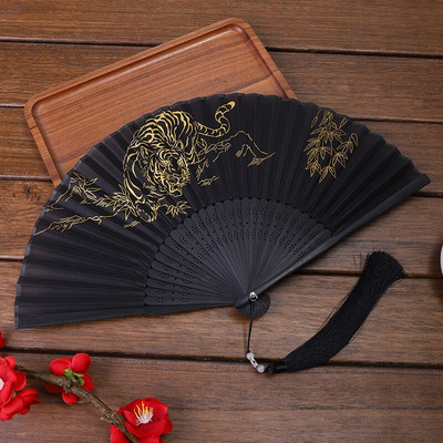 1db Vintage selyem bambusz összecsukható ventilátor bojttal kínai japán táncos kézlegyezővel lakberendezési díszek kézműves ajándék