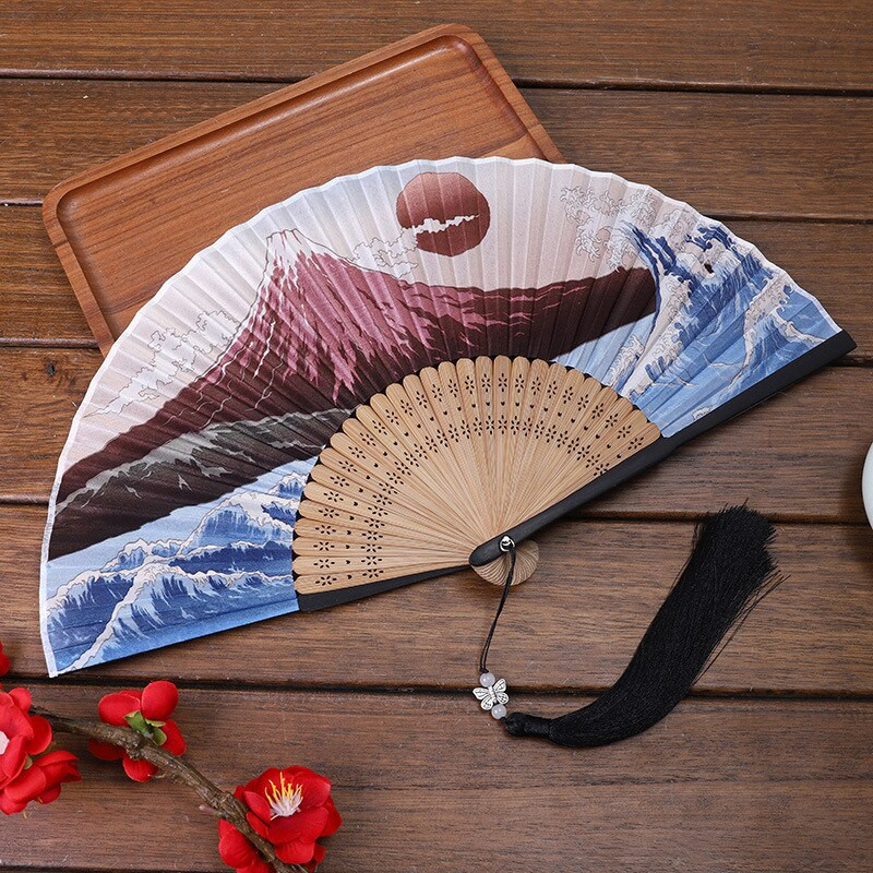 1db Vintage selyem bambusz összecsukható ventilátor bojttal kínai japán táncos kézlegyezővel lakberendezési díszek kézműves ajándék