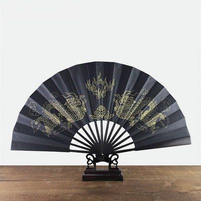 33 cm-es retro stílusú kínai arany sárkány nyomtatott összecsukható legyező férfi fekete szövet nagy kézi ventilátor tánchoz vagy otthoni dekorációhoz