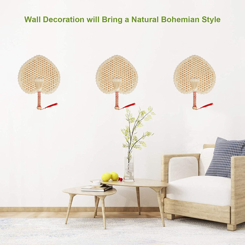 Rankomis austi austi šiaudiniai rankiniai ventiliatoriai Seni natūralūs, aplinkai nekenksmingi vasariniai vėsinantys uodus atbaidantys rankų ventiliatoriai