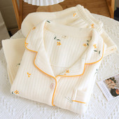 Őszi-téli női pizsama gombokkal - két részes