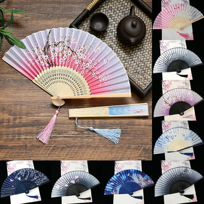 Винтидж стил Бамбукова коприна Сгъваем вентилатор Китайски модел Art Craft Gift Weddding Орнаменти за декорация на дома Dance Hand Fan подарък
